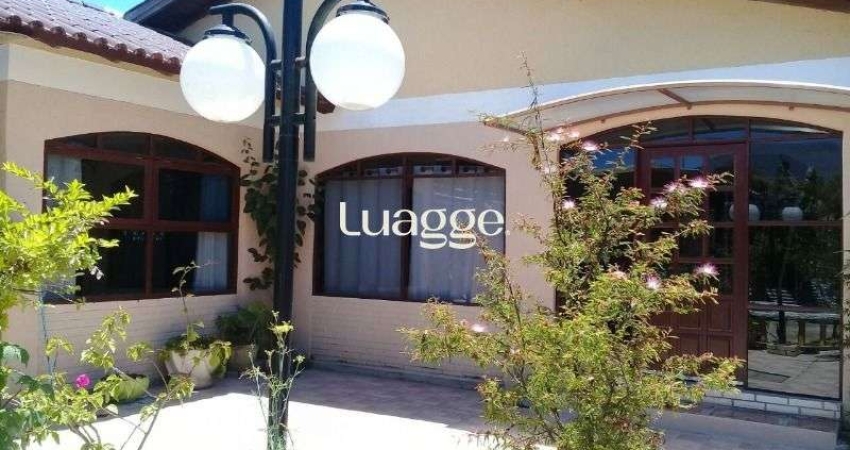 Casa para Venda - 150m², 2 dormitórios, 5 vagas - Ponta Grossa