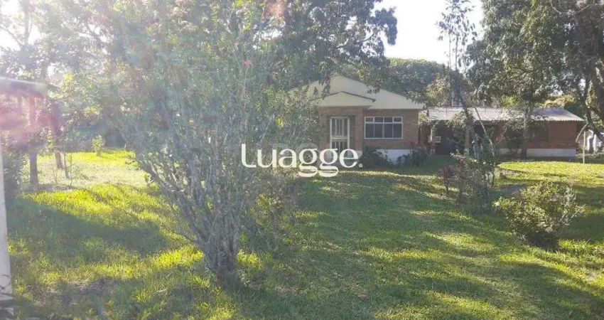 Sítio para Venda - 3330m², 3 dormitórios, sendo 1 suites, Itapuã