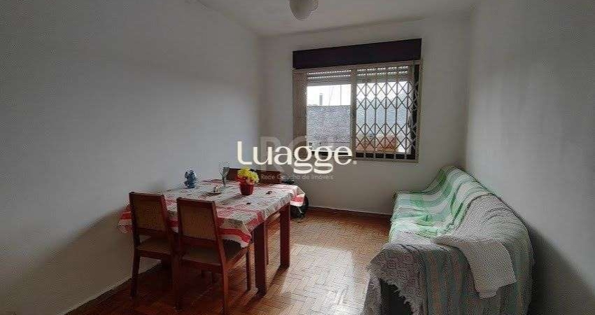 Apartamento com 3 quartos à venda na Avenida Nelson Pulgatti Moreira, 137, Cavalhada, Porto Alegre