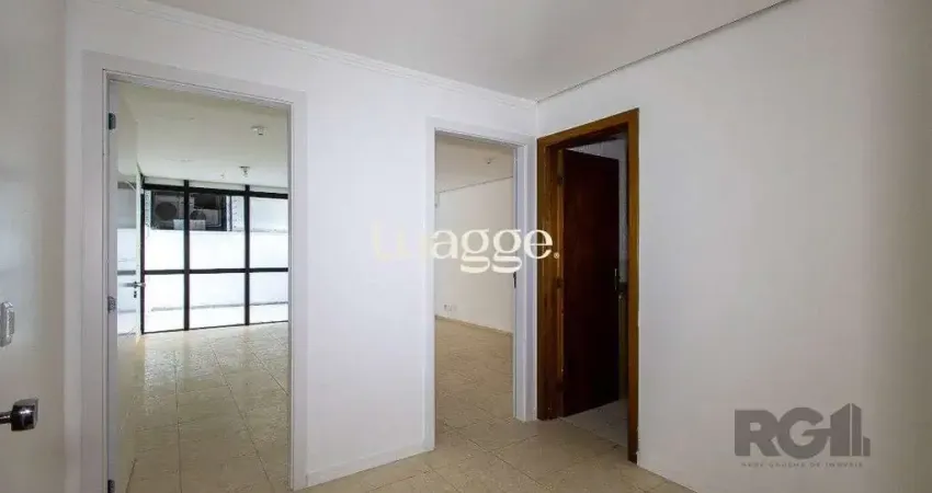 Sala comercial à venda com terraço, banheiro e copa, elevador portaria - Bairro Menino Deus