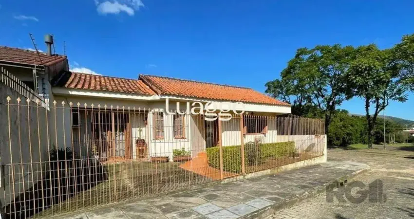 Casa com 2 quartos à venda na Rua Brigadeiro Leonardo Teixeira Collares, 80, Vila Nova, Porto Alegre