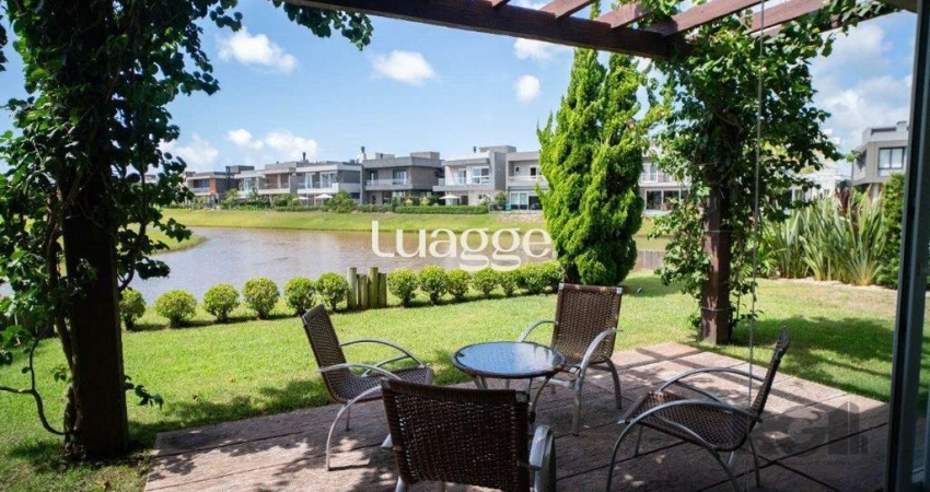 Oportunidade Única! Casa em Condomínio à Beira do Lago com 4 Suítes, sendo uma Térrea e uma Suíte Master Espetacular!
