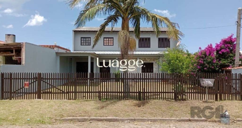 Casa com 3 quartos à venda na Avenida Do Farol, 803, Atlântida Sul (Distrito), Osório