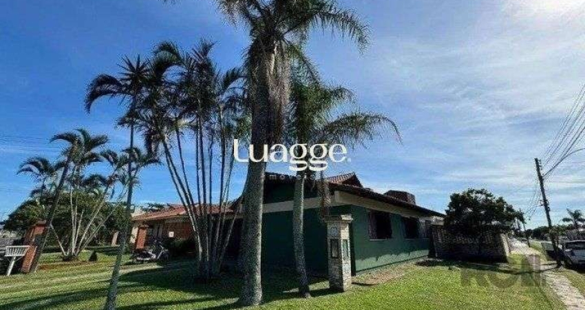 Casa com 3 quartos à venda na Rua Rio Das Contas, 886, Centro, Xangri-Lá