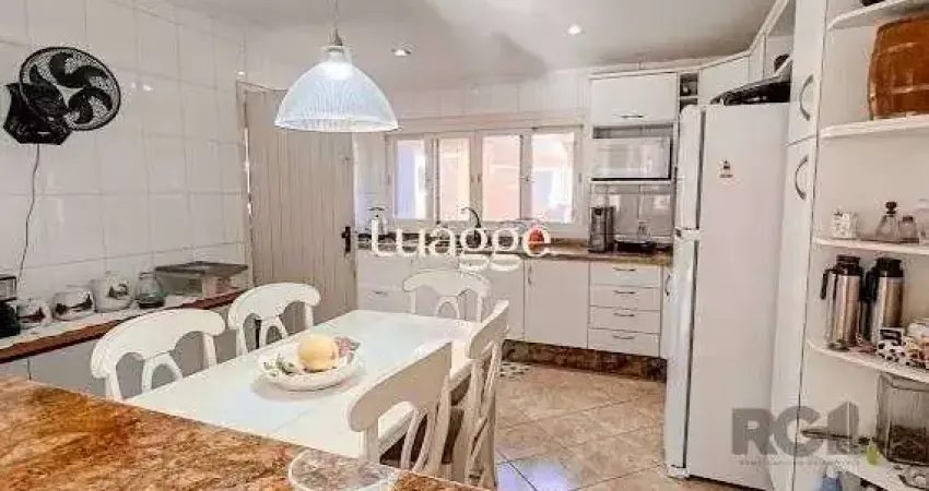 Casa com 3 quartos à venda na Rua Rio Negro, 301, Centro, Xangri-Lá