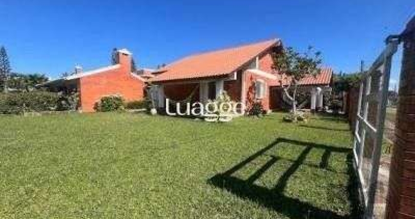 Casa com 4 quartos à venda na Rua Valéria, 250, Atlântida, Xangri-Lá