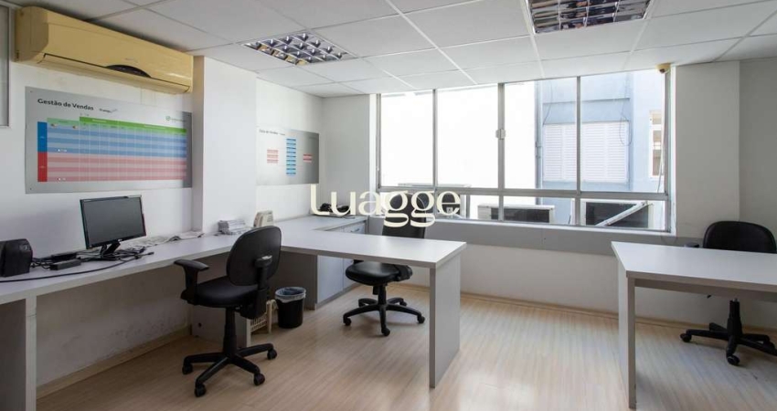 Andar inteiro mobiliado com 215 m² para até 60 pessoas