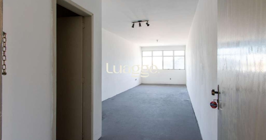 Sala comercial bem localizada, com aproximadamente 40m²