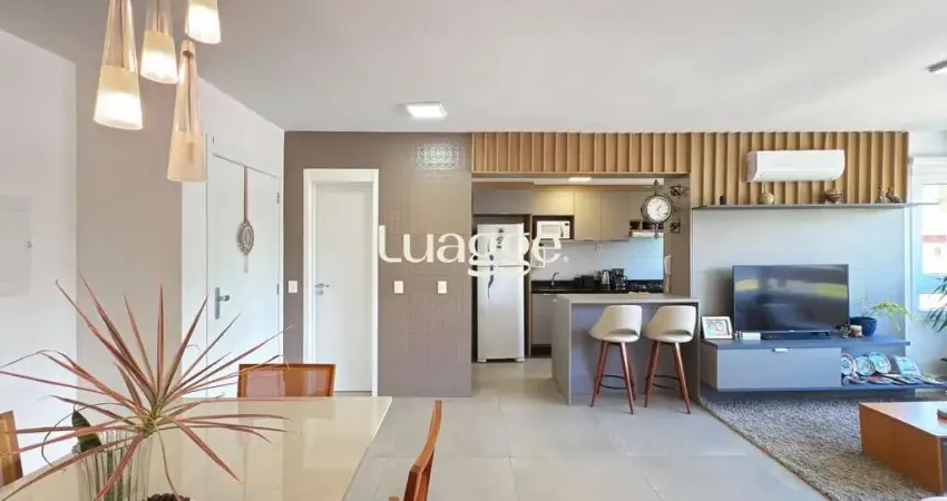 Apartamento 03 Suítes bairro Cristal, 88,97m² de área privativa, semimobiliada e 02 vagas de garagens cobertas.