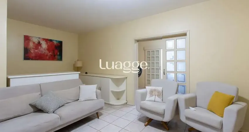 Casa mobiliada com piscina e salão de festas – excelente localização!