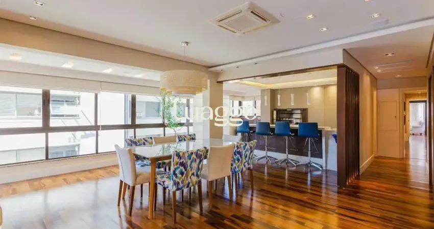 Apartamento mobiliado com 222 m² privativos, no bairro bela vista