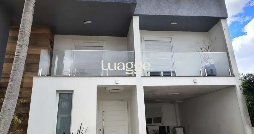 Excelente casa de 3 dormitórios, 3 suítes e 2 vagas no bairro cavalhada.