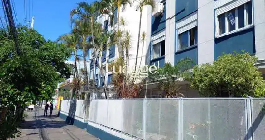 Apartamento desocupado, 3 quartos, com 1 vaga escriturada - bairro azenha