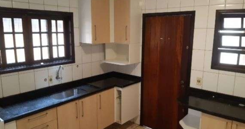 Casa com 3 quartos à venda na Rua José Carlos de Macedo Soares, 21, Jardim Bom Tempo, Taboão da Serra