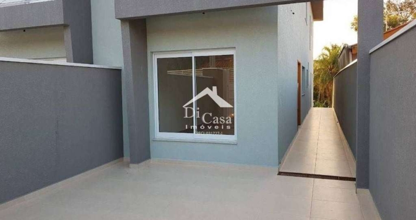 Casa nova, localização espetacular, ao lado da Lucas, acabamento de 1a. linha, espaço para piscina., melhor relação custo x benefício.