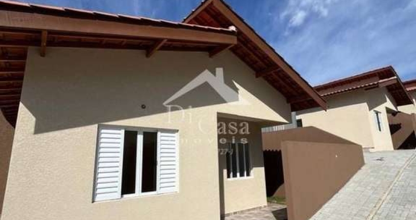 Casa toda térrea com 2 suítes dentro de condomínio - Ribeirão dos porcos