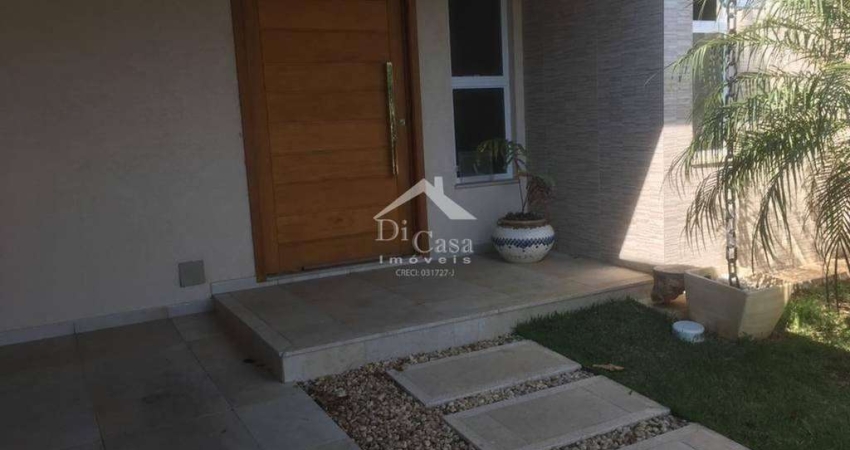2 Casas, ao lado da Al. Lucas, serve residencial e ou comercial.