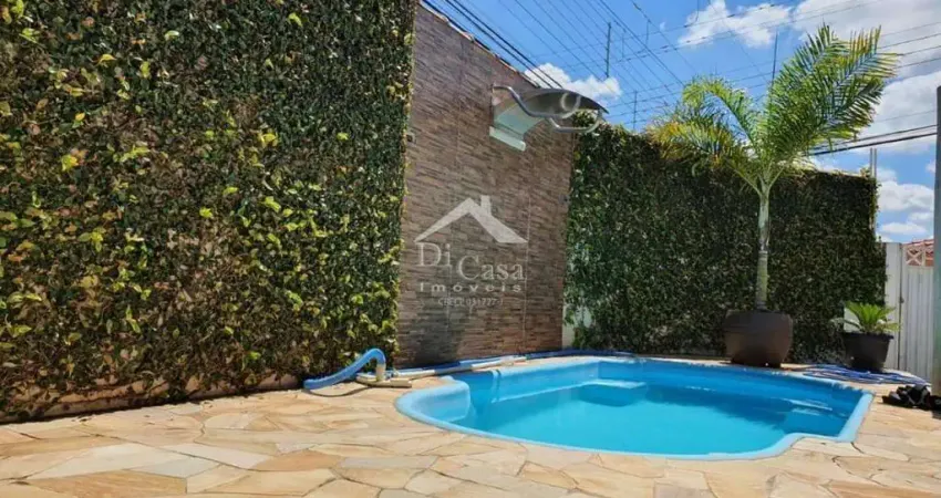 Casa de 2 dorms em bom estado de conservação com piscina - alvinópolis