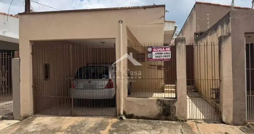 Casa toda térrea com 2 dormitórios + edícula com 157m² para locação