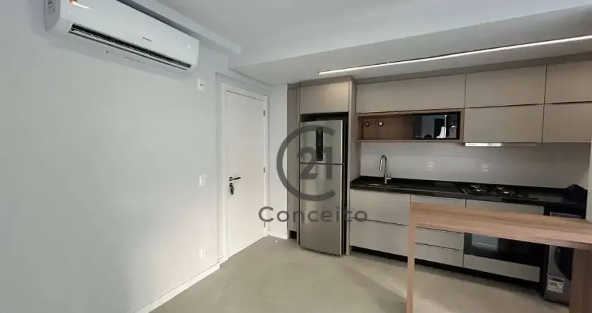 Studio MOBILIADO  à venda, 28 m²  no Centro de Florianópolis/SC