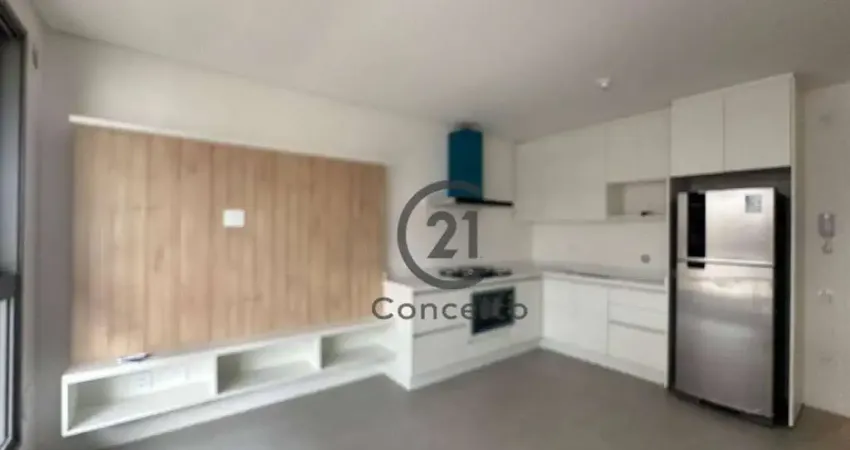 Apartamento com 1 dormitório para alugar, 36 m² no bairro Estreito em Florianópolis/SC