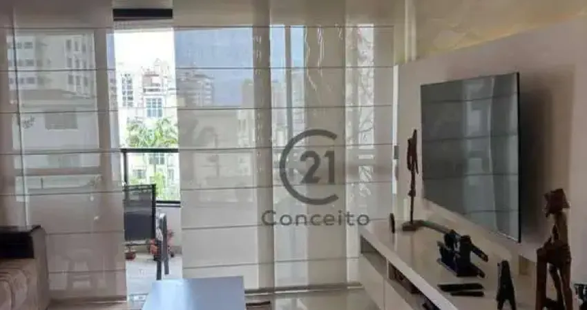 ?? Espaço, Conforto e Vista Privilegiada no Centro de Florianópolis!