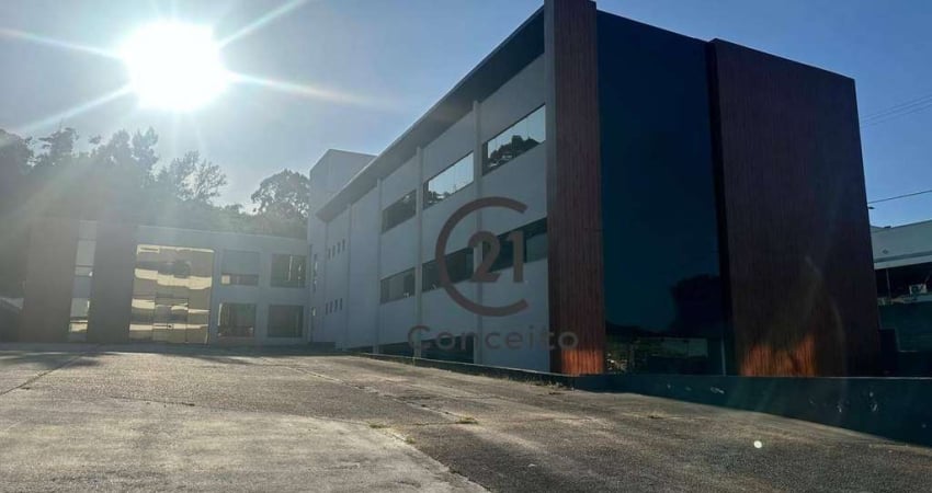 Prédio Comercial, para venda ou locação de Esquina em frente ao Shopping Continente – São José/SC