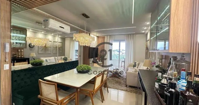 Apartamento com 3 dormitórios para alugar, 82 m² por R$ 9.220,00/mês - Abraão - Florianópolis/SC