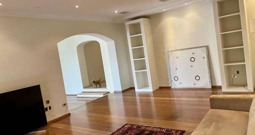 Apartamento com 370m², 4 dormitórios (3 suítes) e 2 vagas à venda em São Paulo, Jardins