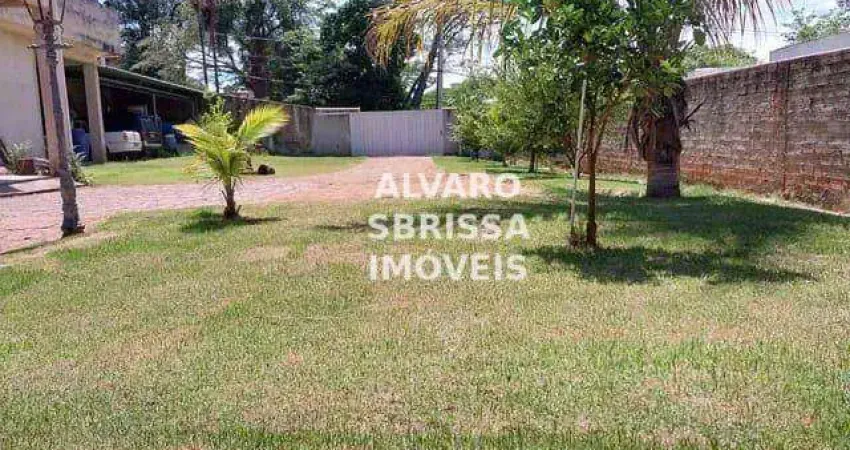 Chácara com 2800 m2 no Condomínio Chácaras Flórida em Itu SP - Chácara com 2 casas integradas a natureza