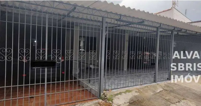 Casa com duas residências. uma com suíte e duas vagas cobertas na garagem - outra com dois dormitórios e uma vaga na garagem na vila leis itu/sp