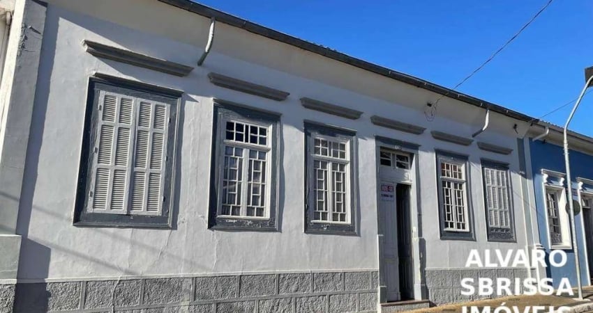 Imóvel histórico à venda no centro de itu/sp, com grande potencial residencial ou comercial.