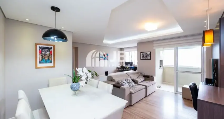 Ótimo apartamento no Cabral sala espaçosa