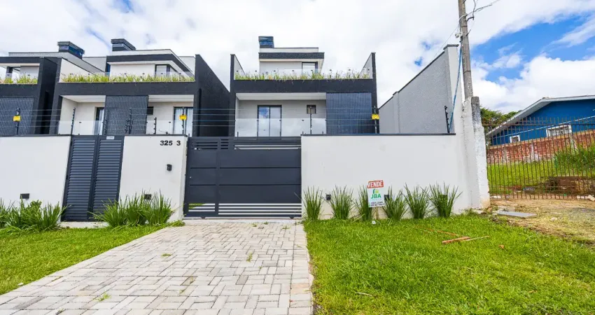 Excelente sobrado com 3 quartos e quintal em santa felicidade