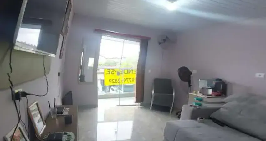 Sobrado para Venda em Curitiba, Fazendinha
