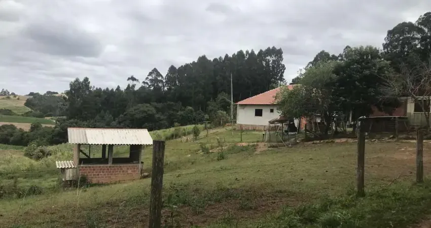 Chácara para Venda em Quitandinha, Águas Claras, 5 dormitórios, 1 suíte, 3 banheiros, 40 vagas