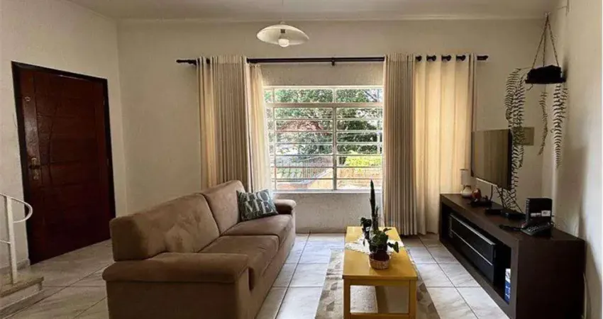 Residência Encantadora de 180m² Localizada em Pirituba: Charme, Conforto e Funcionalidade em Cada Detalhe!
