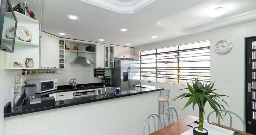 Casa Única com Piscina, Sauna e Salão de Festas no Jaraguá