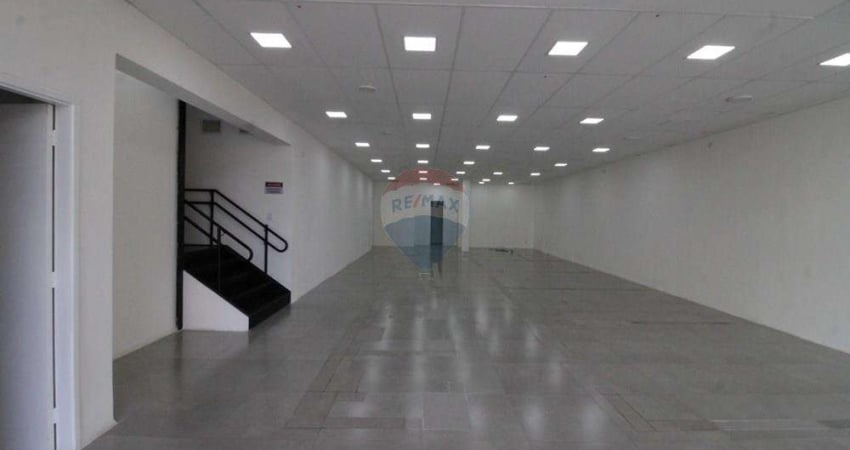 Versatilidade e Ampla Estrutura: Galpão com 448m² para Locação na Av. Cândido Portinari