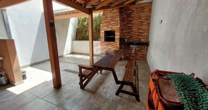casa aconchegante em condominio com varios atrativos  ,