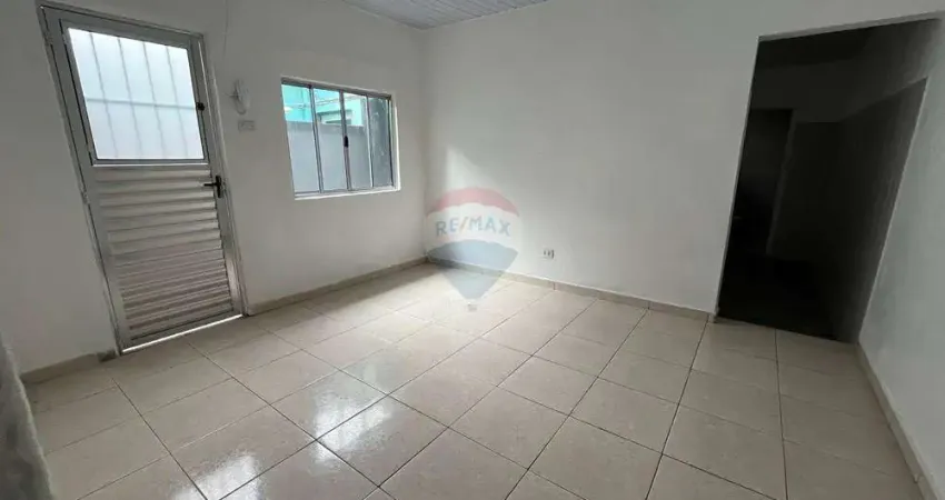 Casa com 2 quartos para alugar na Rua Alfredo Sturlini, 402, Centro, Osasco