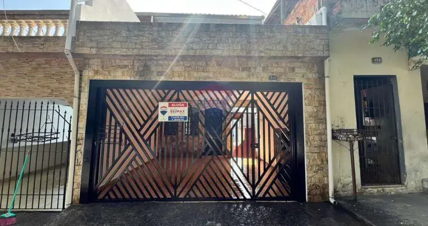 Casa com 3 quartos para alugar na Rua Miguel Ribas, 460, Jaraguá, São Paulo