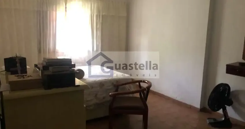 &lt;p&gt;Se você está procurando um terreno espaçoso e bem localizado em Mauá, não pode deixar de conhecer essa oportunidade única! Com 400m² de área útil, esse terreno está localizado na Vila Assis B