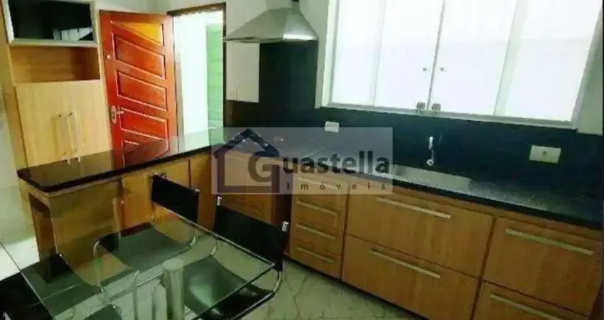 Casa térrea em Jardim Vera Cruz, São Bernardo do Campo: 2 dormitórios, 2 banheiros, 104m² por R$540.000. Confira!