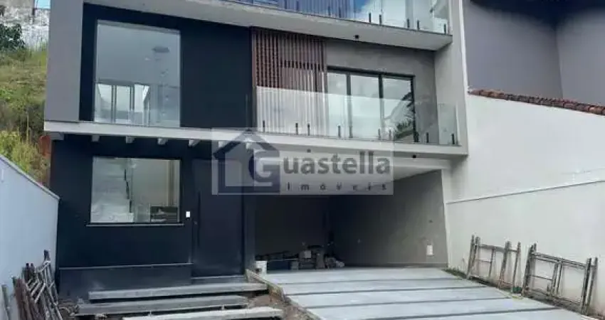 Casa Sobrado à Venda em São Bernardo do Campo - 3 Suítes