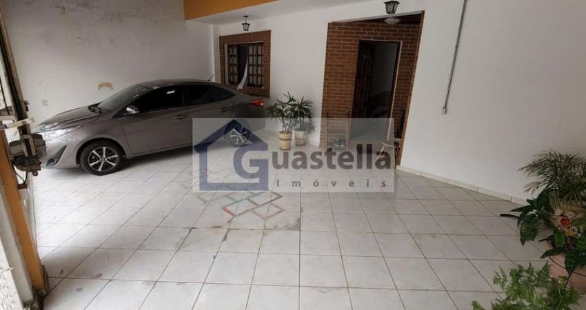 Venda de Sobrado em Nova Petrópolis - 200m², 3 Dormitórios