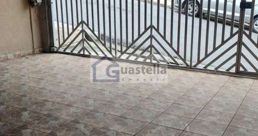 Sobrado à Venda em Vila Jerusalém, SBC – 2 Dorms, 102m²