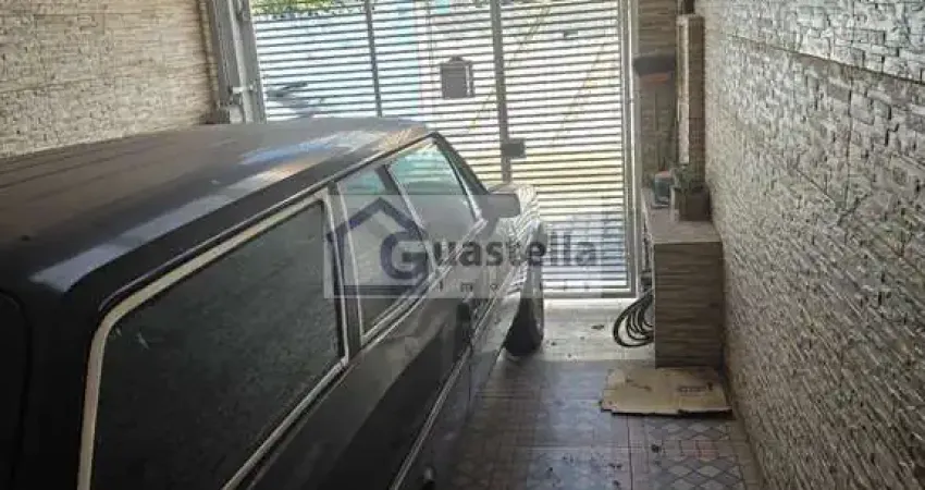 Sobrado à Venda no Jardim Stetel, Santo André – 2 Suítes, 77m²
