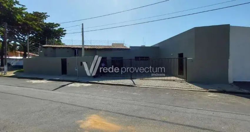 Casa com 3 quartos para alugar na Rua Anuar Murad Bufarah, 100, Cambuí, Campinas