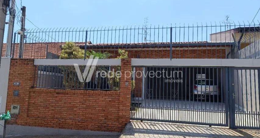 Casa com 3 quartos à venda na Rua Monsenhor Rafael Roldan, 173, Jardim do Trevo, Campinas